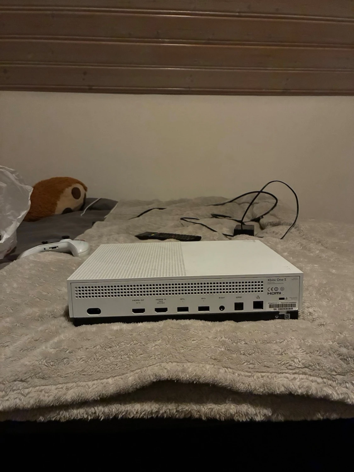 Xbox One S - 1