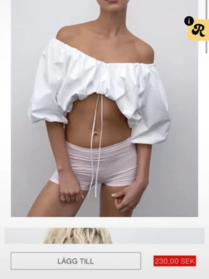 SÖKER - Zara topp SÖKER
