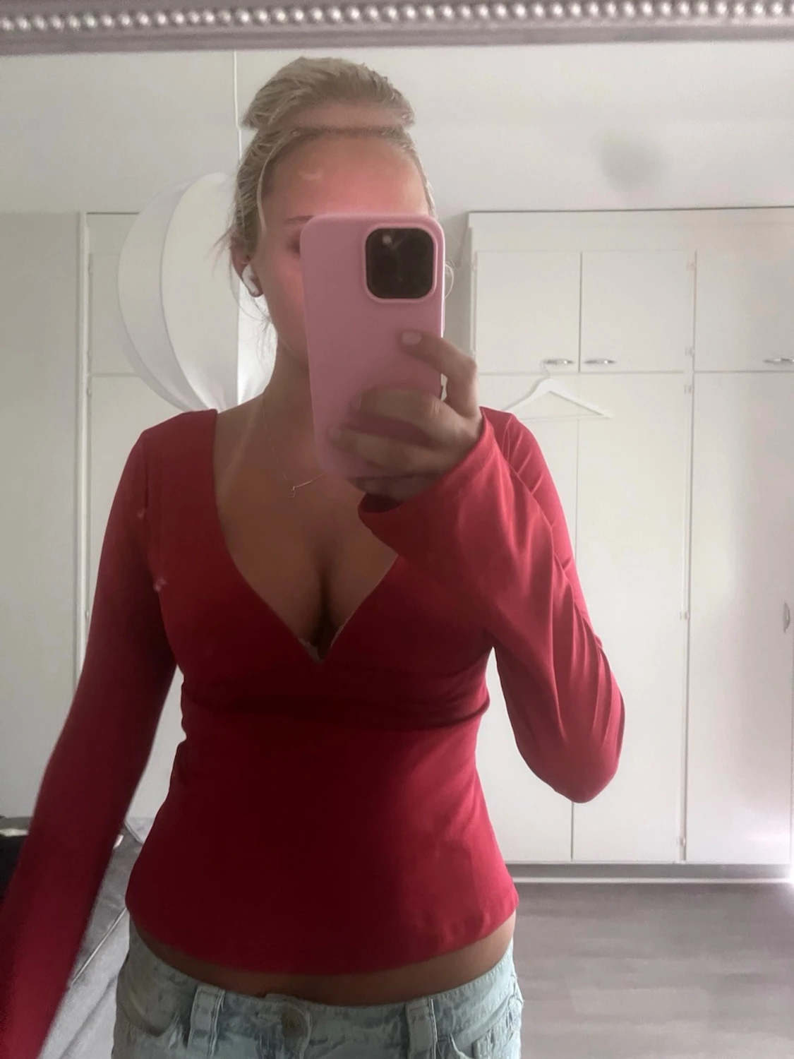 Mörkröd långärmad topp med knyt - 2