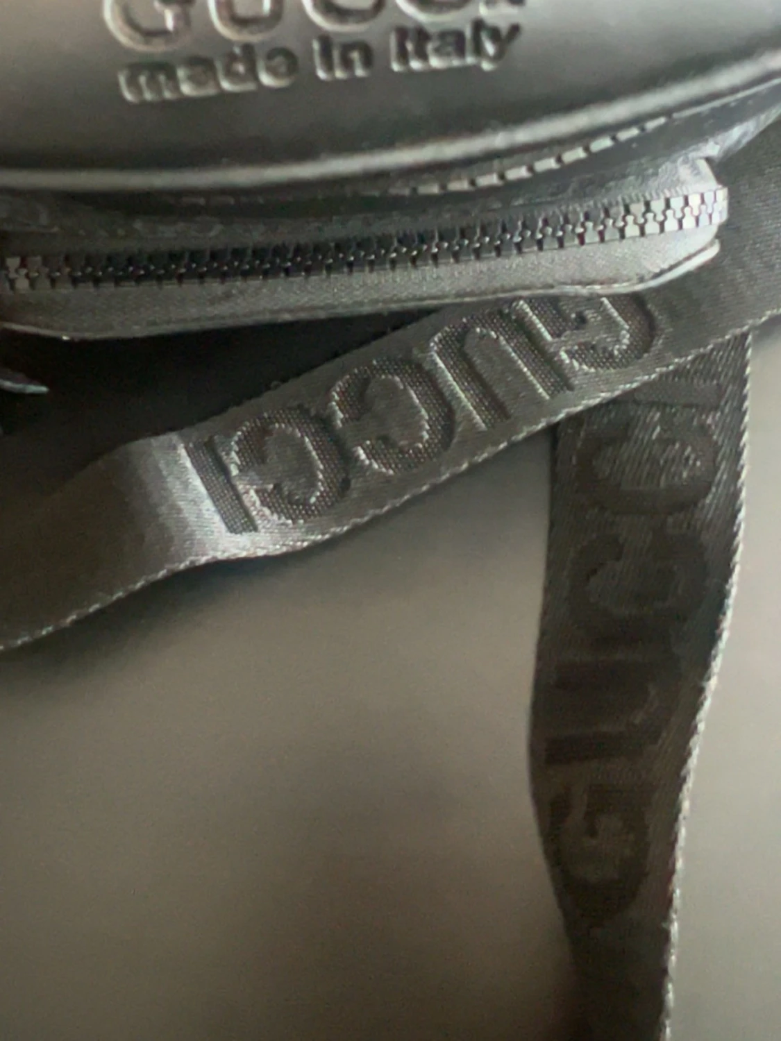 Axelväska  - 1