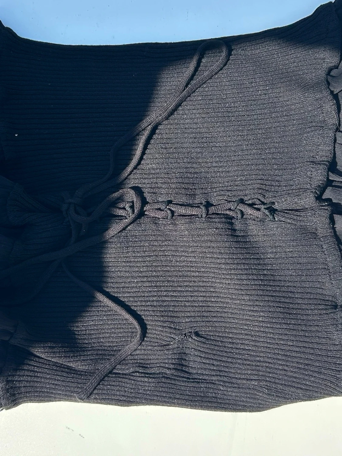 Svart ribbad bandeau topp med snörning - 1