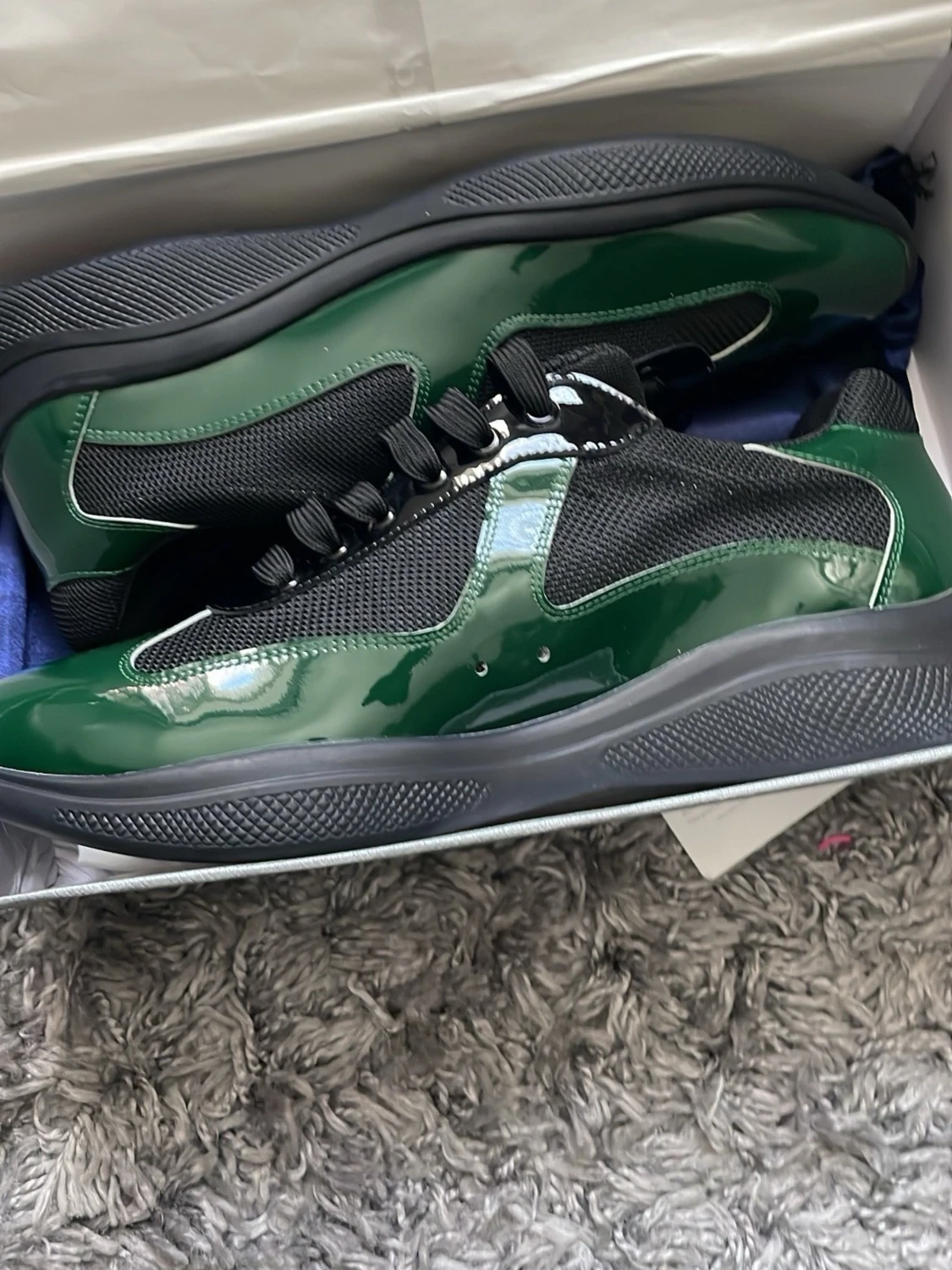 Gröna sneakers från Prada - 5