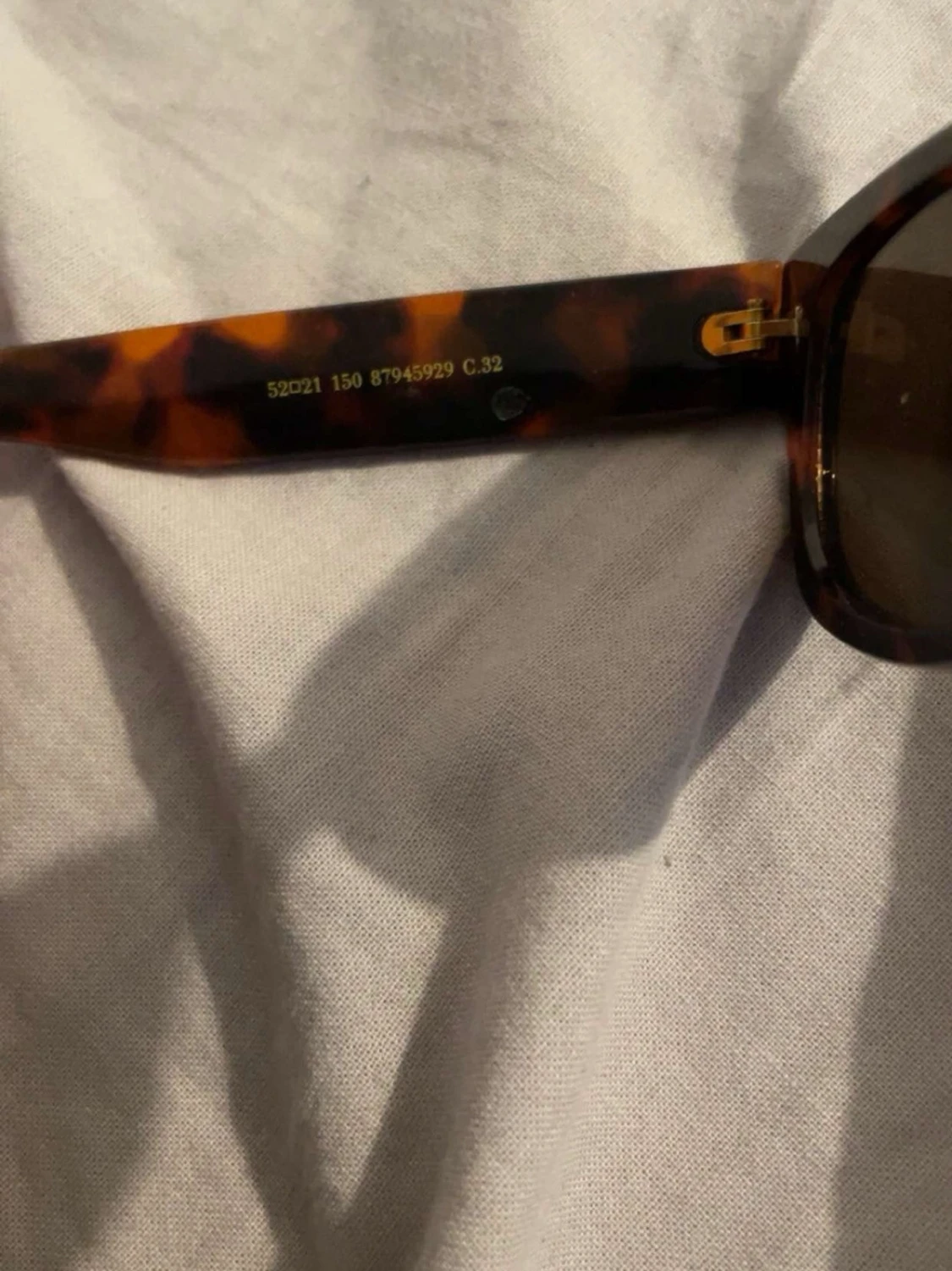 Mango solglasögon  - 1