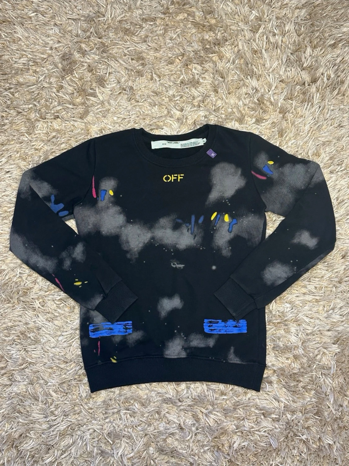 Off-White sweatshirt 