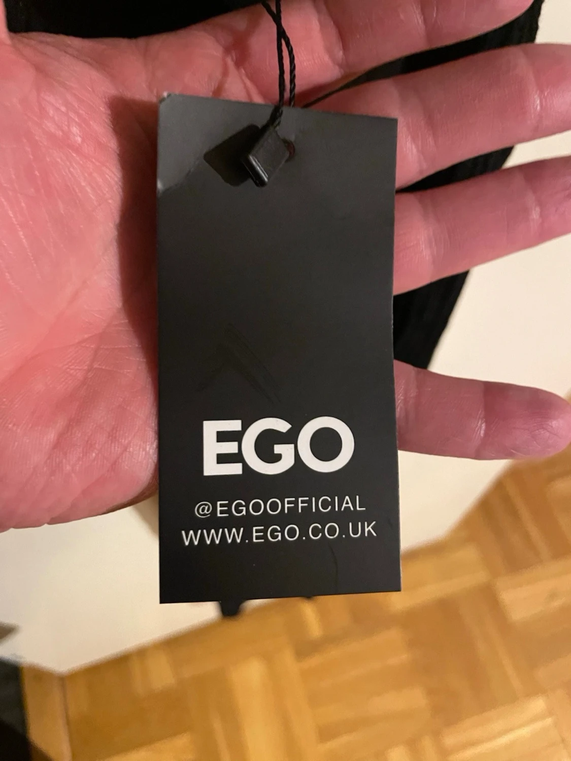 Svart tight jumpsuit med cut-out(ord pris 600kr) - 3