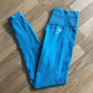 Gymshark tights  - Gymshark tights💙 Mycket fint skick Blåa Storlek: XS Pris: 150kr