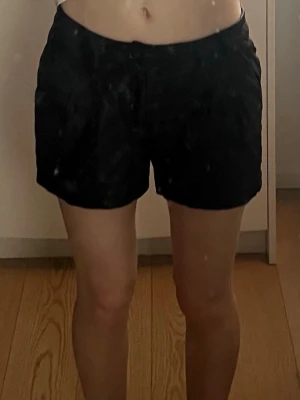 skinn shorts - super snygga shorts🩷🩷