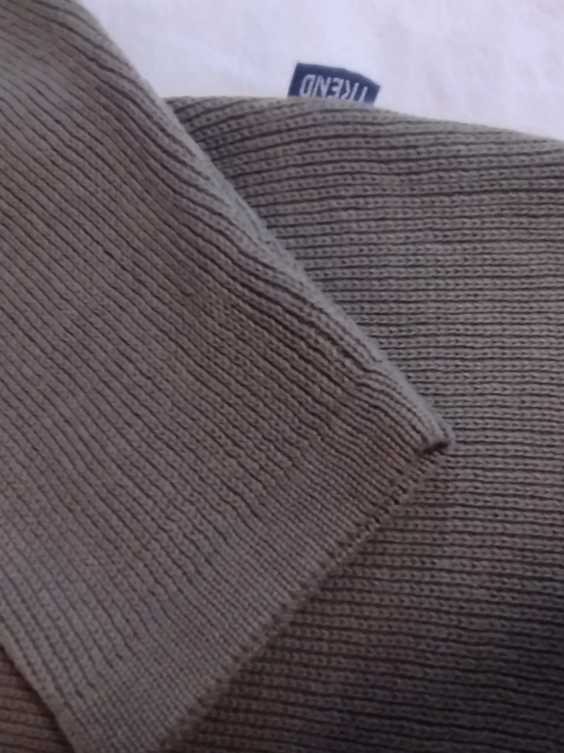 Grön/militär grön stickad tröja i 100% bomull - storlek L - 5