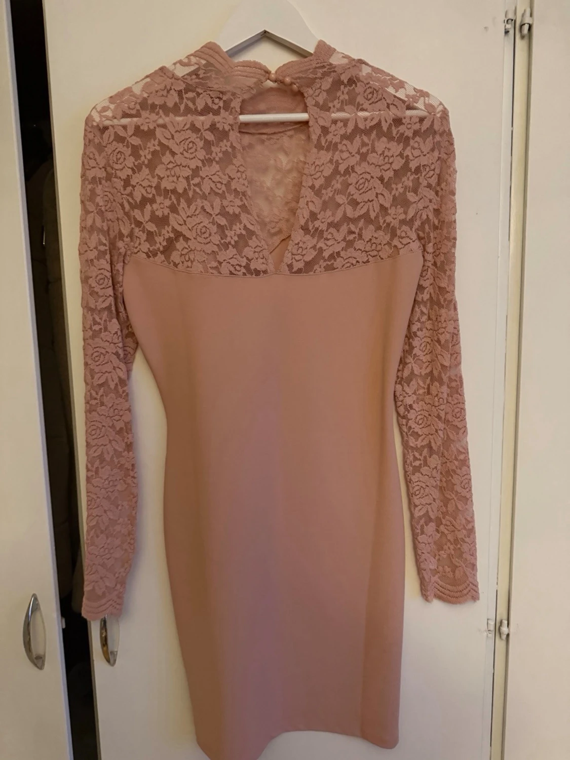 Rosa spetsklänning från Make Way - 2