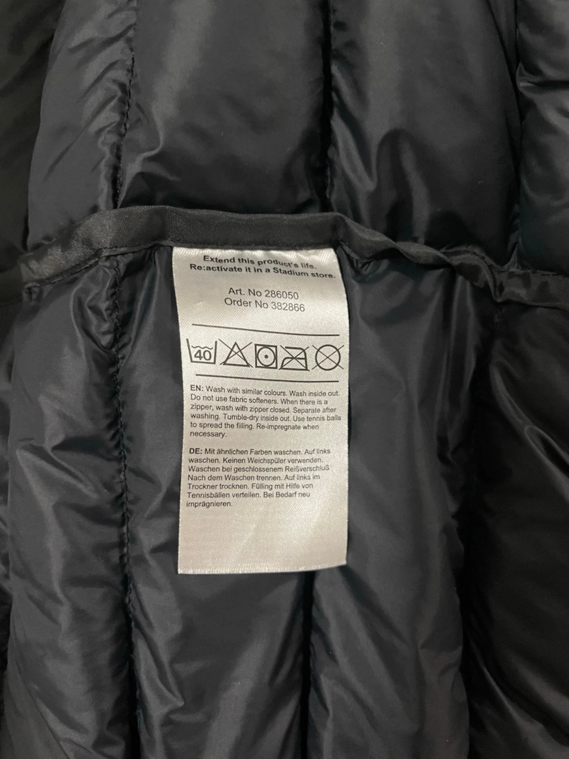 Svart dunväst med dragkedja - 6