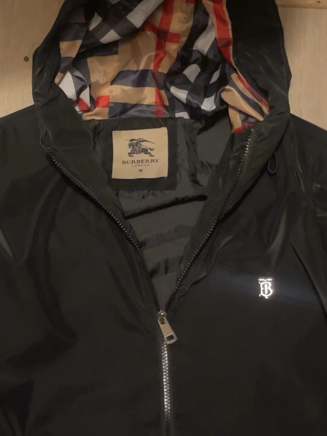 Svart vindjacka från Burberry - 1