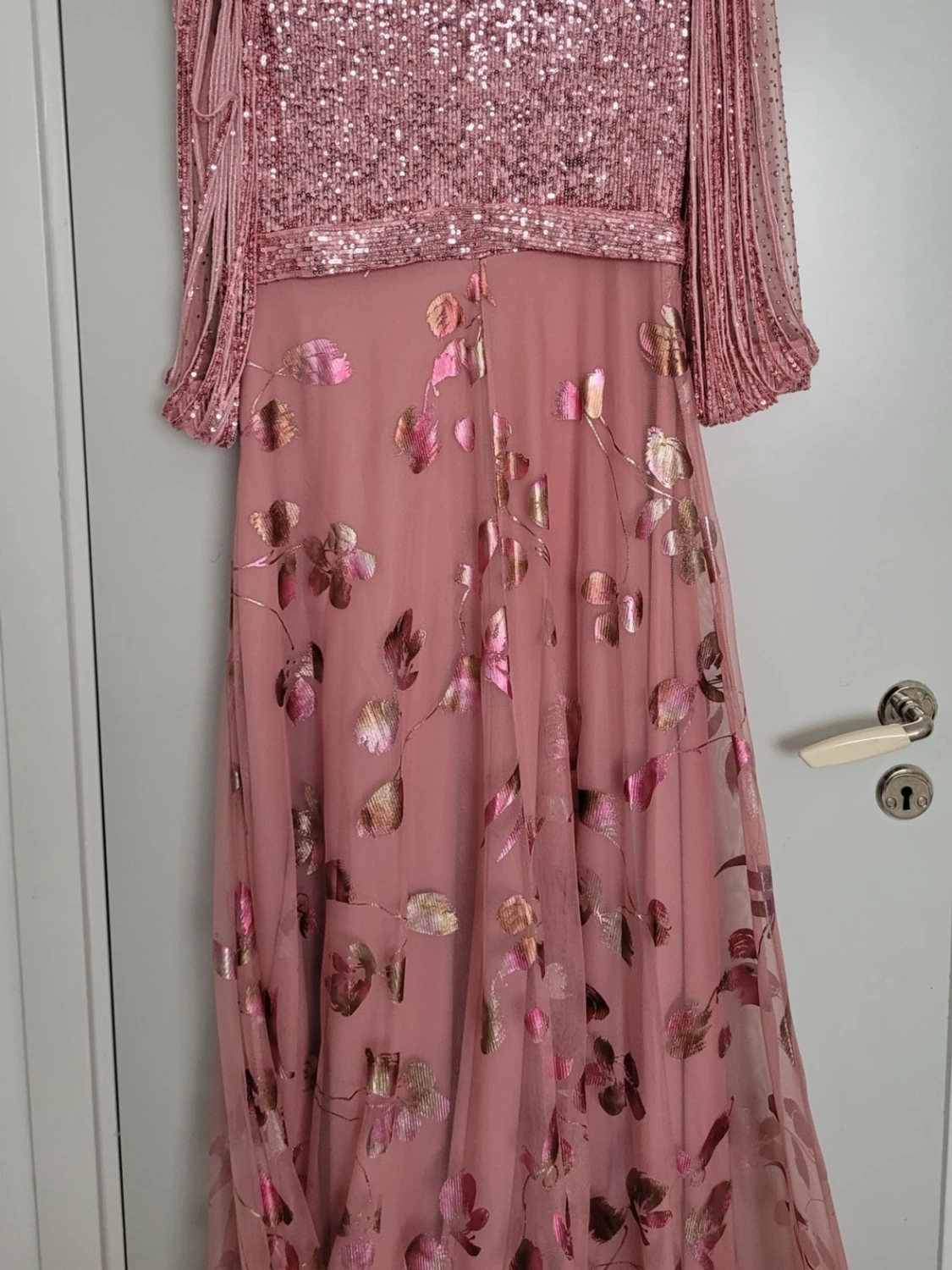 Rosa långklänning med paljetter - 4