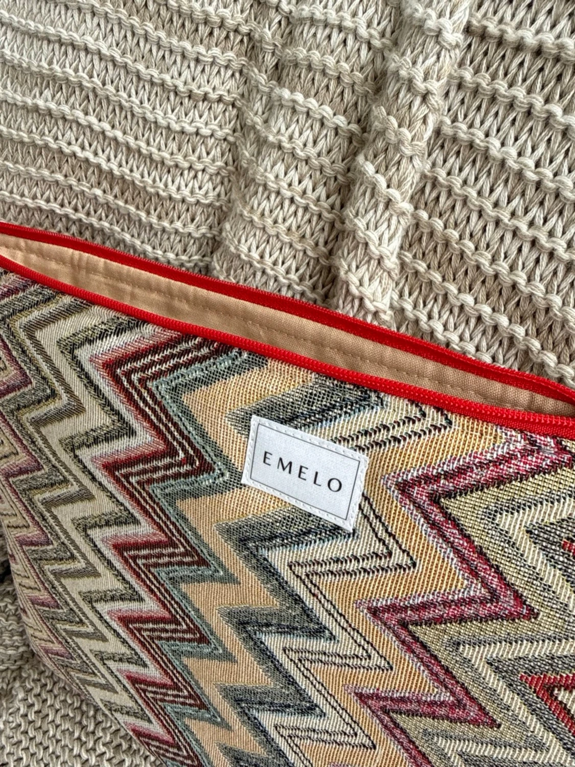 Zigzag-mönstrad datorväska Emelo - 1