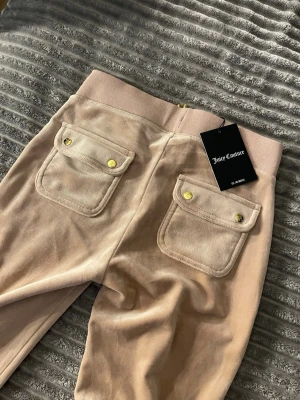 Juicy couture byxor  - Helt nya, nypris 1200🤍