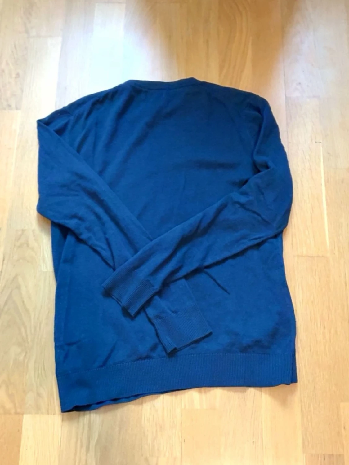 Mörkblå basic tröja - 1