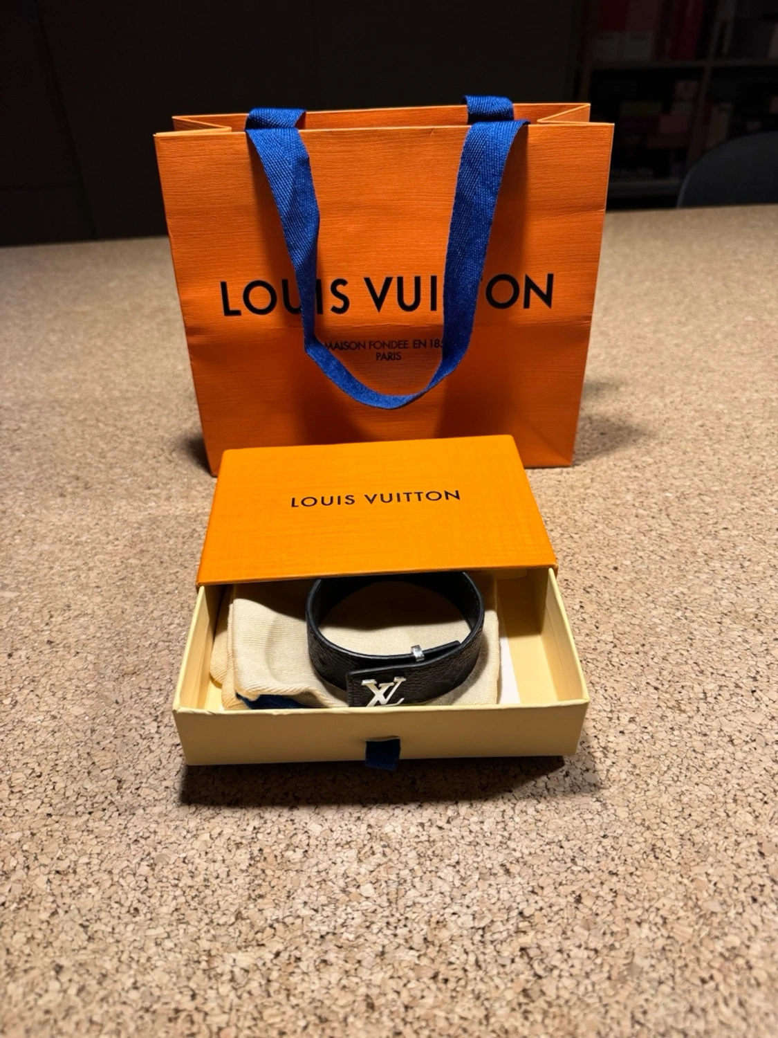 Lv armband  - 1