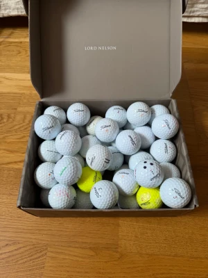 Titleist 50-mix golfbollar, A/B-klass - Titleist 50-mix golfbollar, A/B-klass