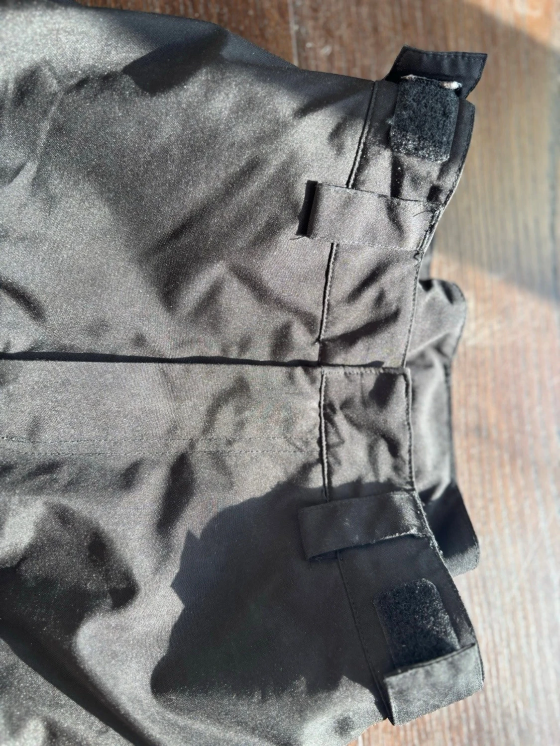 Svarta täckbyxor med fickor - 1