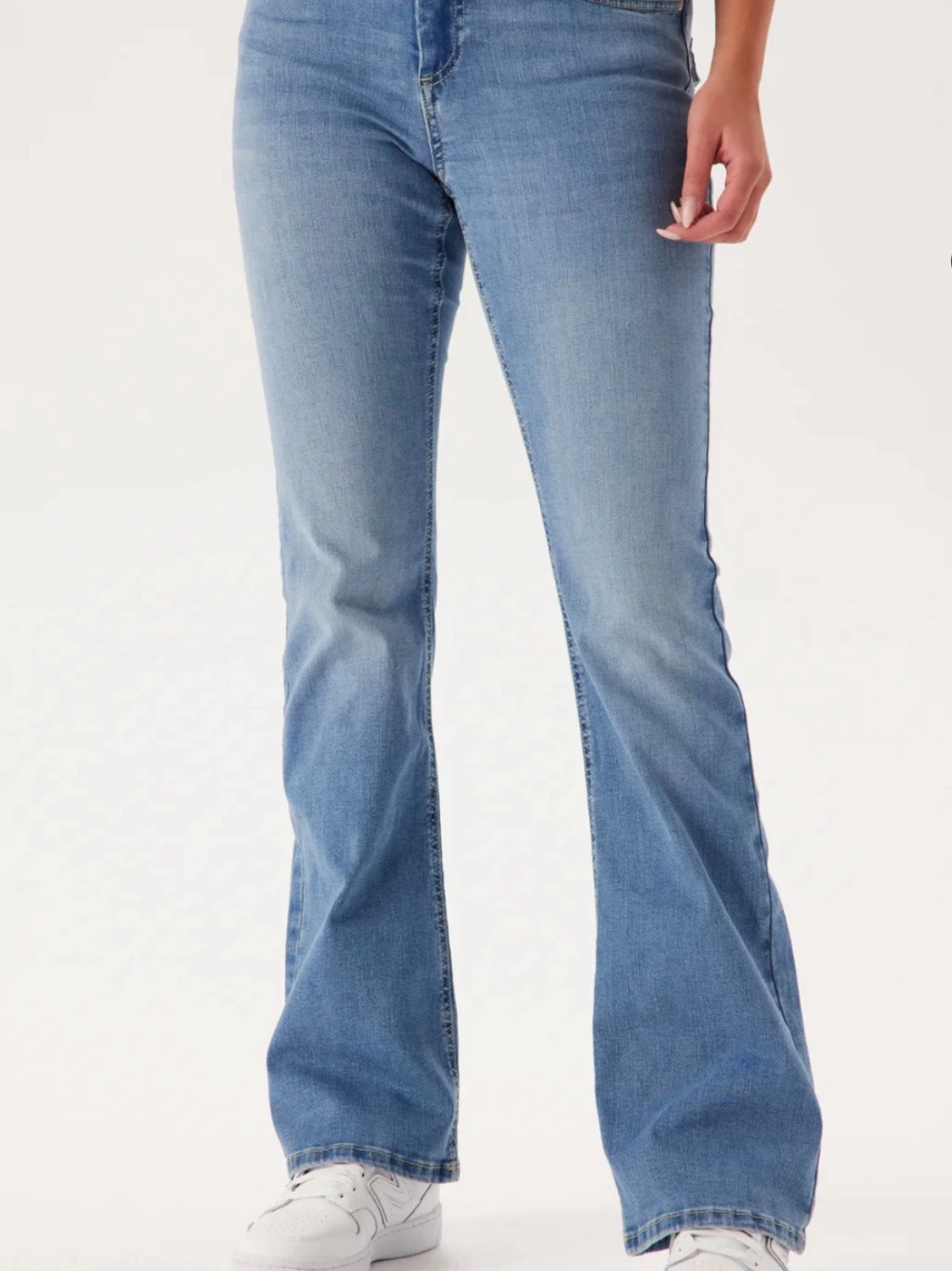 Ljusblå bootcut jeans från ONLY - 2