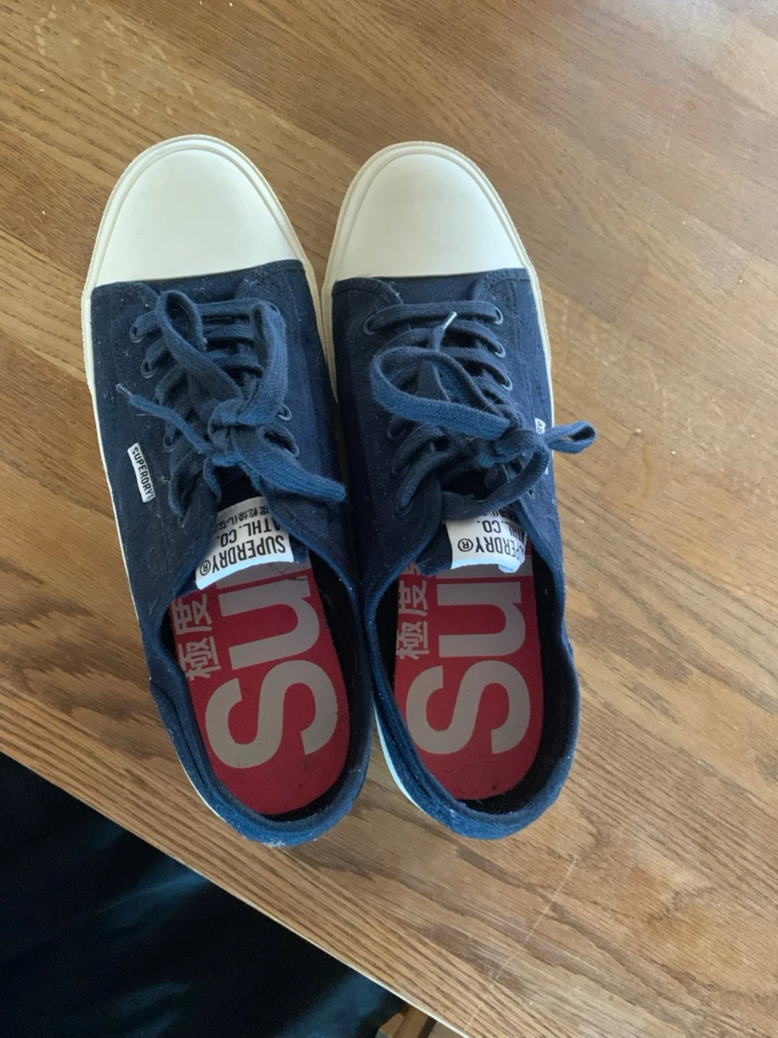 Mörkblå Superdry canvas sneakers - 3
