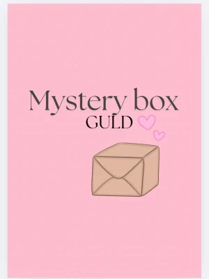 Mysterybox guld - Mysterybox😍🥰 3 par örhängen värde 367 kr Alltså 6 örhängen, 3 par, överraskning, olika i alla. Om örhängena är silver eller guld står på bilden till denna mystery box.  Denna vecka fri leverans med via plick