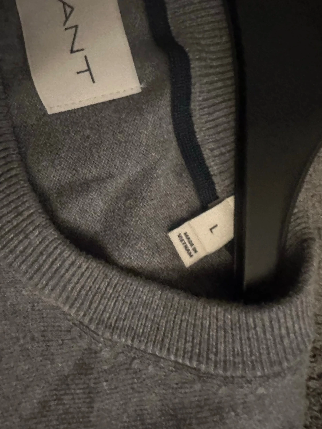 Grå sweatshirt från GANT - 2