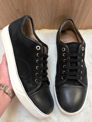 Lanvin cap toe | 43 - Lanvin skor (Nappa) - skick: bra! - storlek: 43 - tillbehör: inget og - nypris 6000kr - v.collection