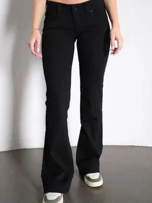 Abrand jeans - Lågmidjade svarta Abrand jeans i storlek 25💓