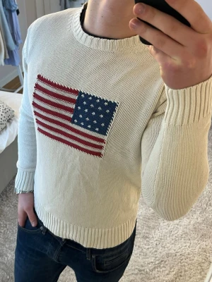 Gant tröja med usa flagga  - Gant tröja | Mycket bra skick | Size - S | Pris 449 | Hör av dig vid minsta fråga eller fundering📩