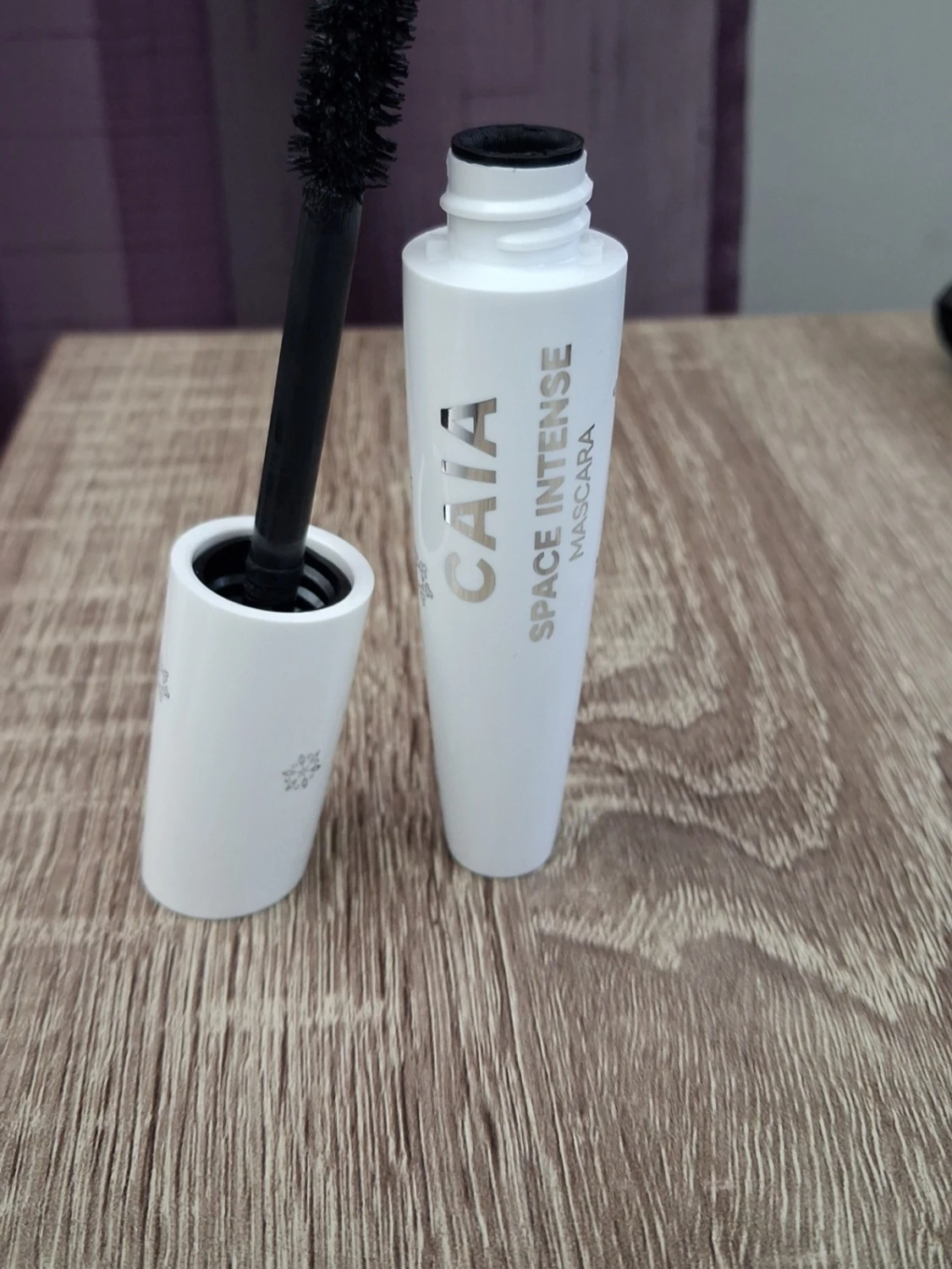 CAIA Space Intense Mascara svart