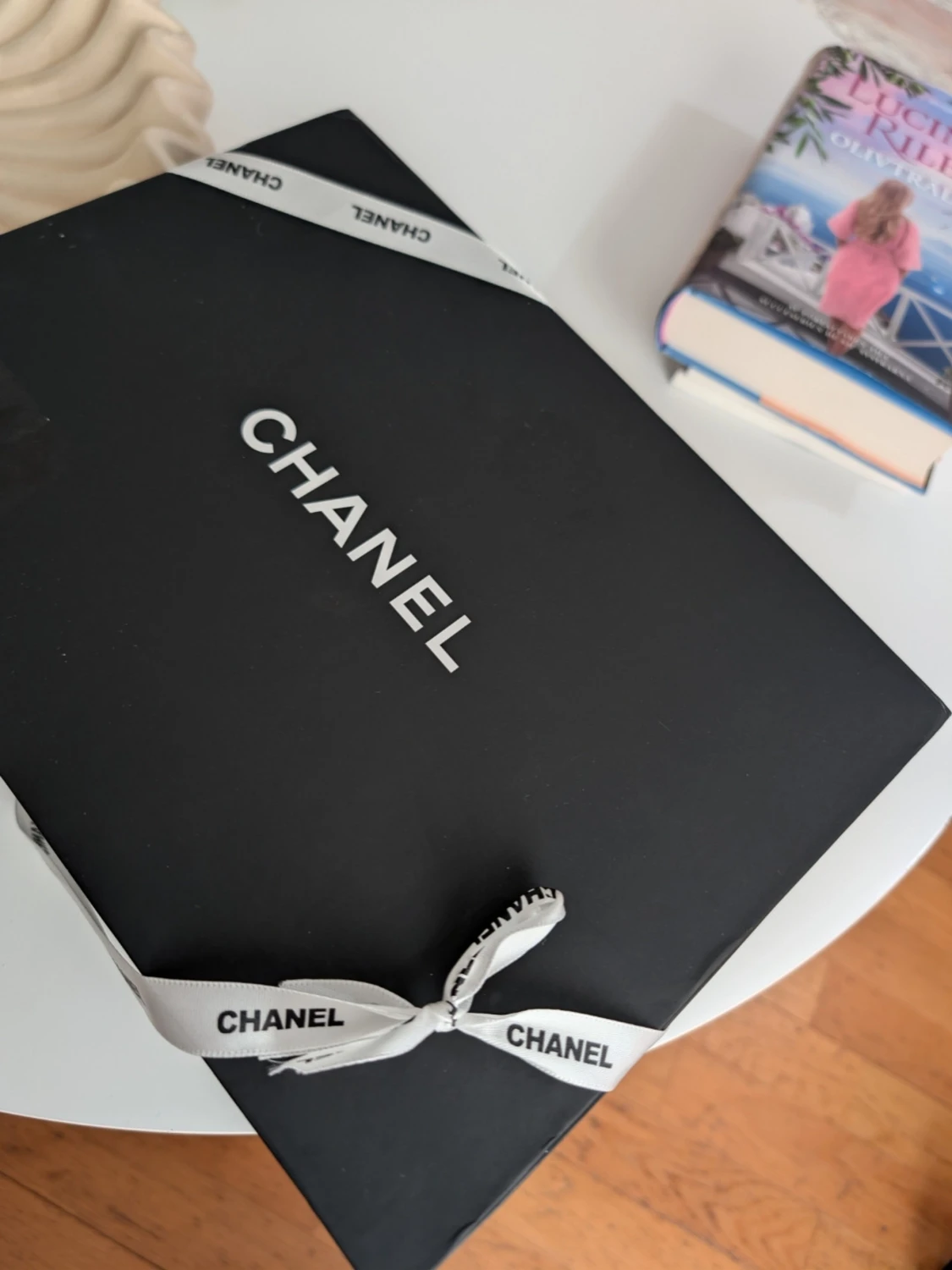 ChaneI 💎 Camellia Flap Bag. - 1
