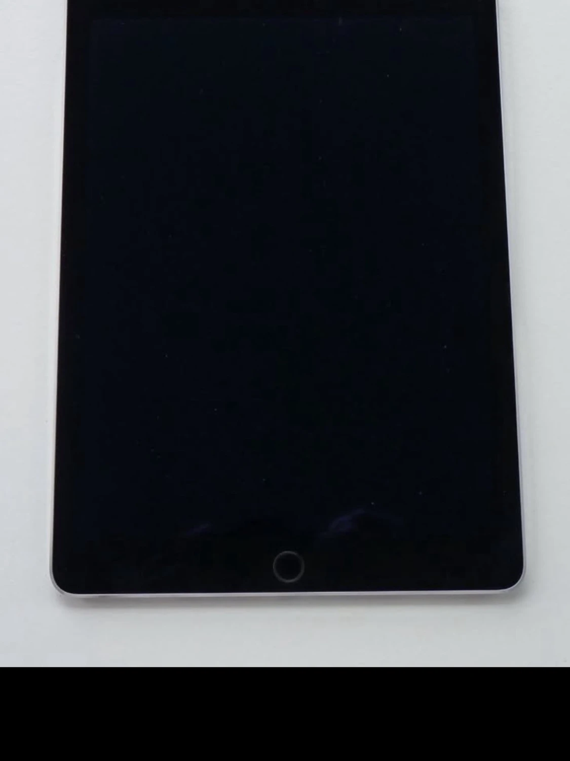 Apple iPad Space Gray surfplatta