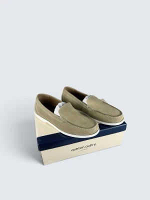 Ashton aubry loafers - Storlek: 43 || Skick: 10/10 helt nya|| Nypris: Ca 1500kr || Följ för liknande produkter 🌊🍾
