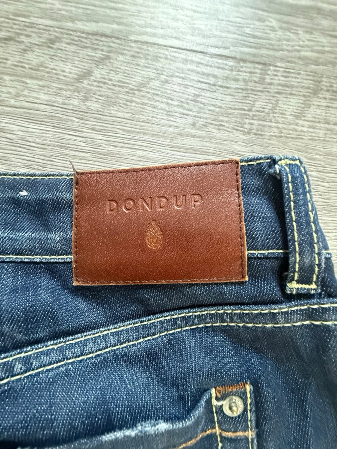 Mörkblå dondup jeans  - 2
