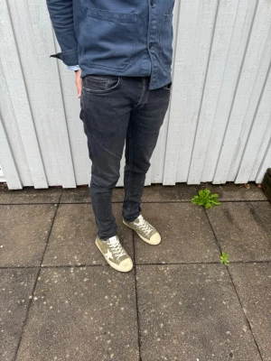 Dondup George jeans - Dondup jeans - Modell: George - Storlek: W32 - skick: 9/10 - Nypris runt 3000kr