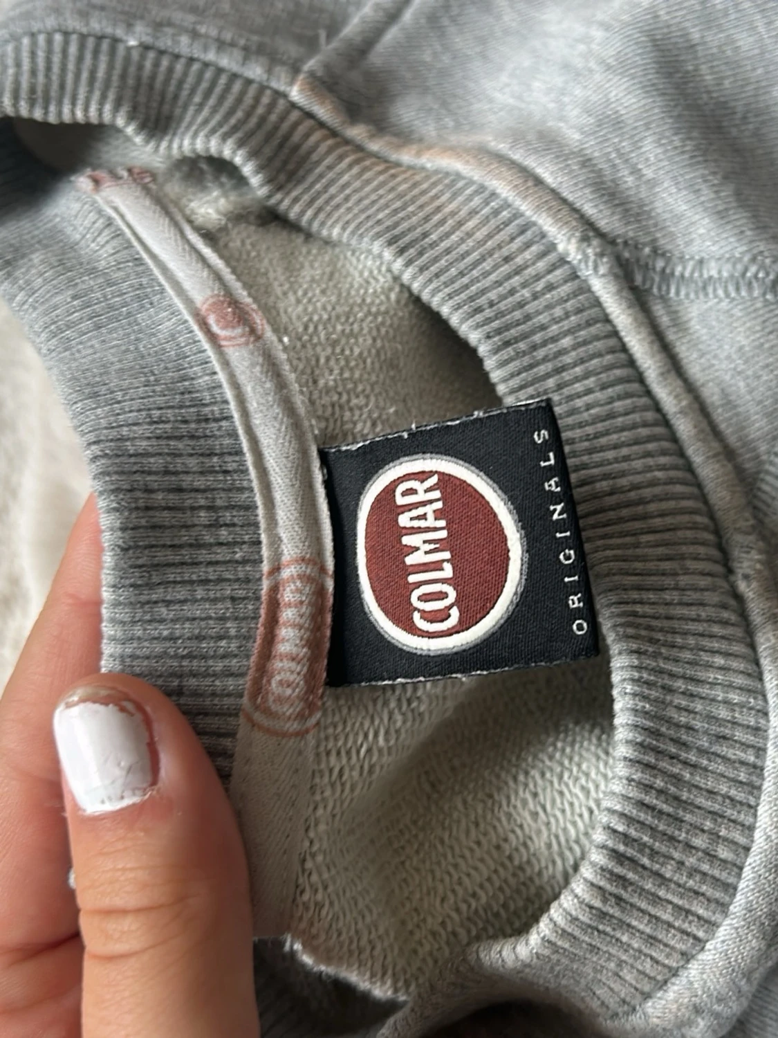 Grå sweatshirt från Colmar - 1