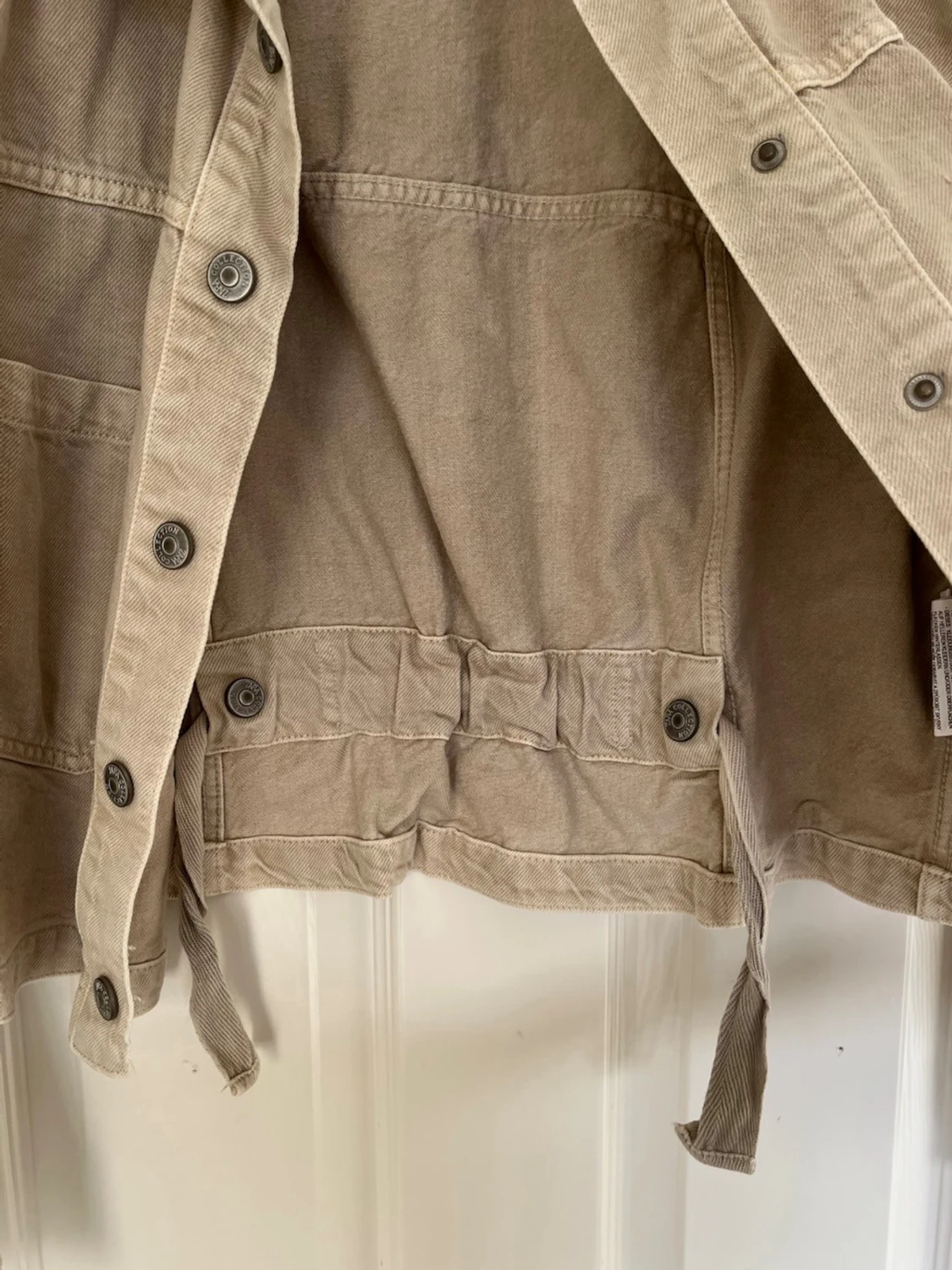 Beige jeansjacka från Zara - 2