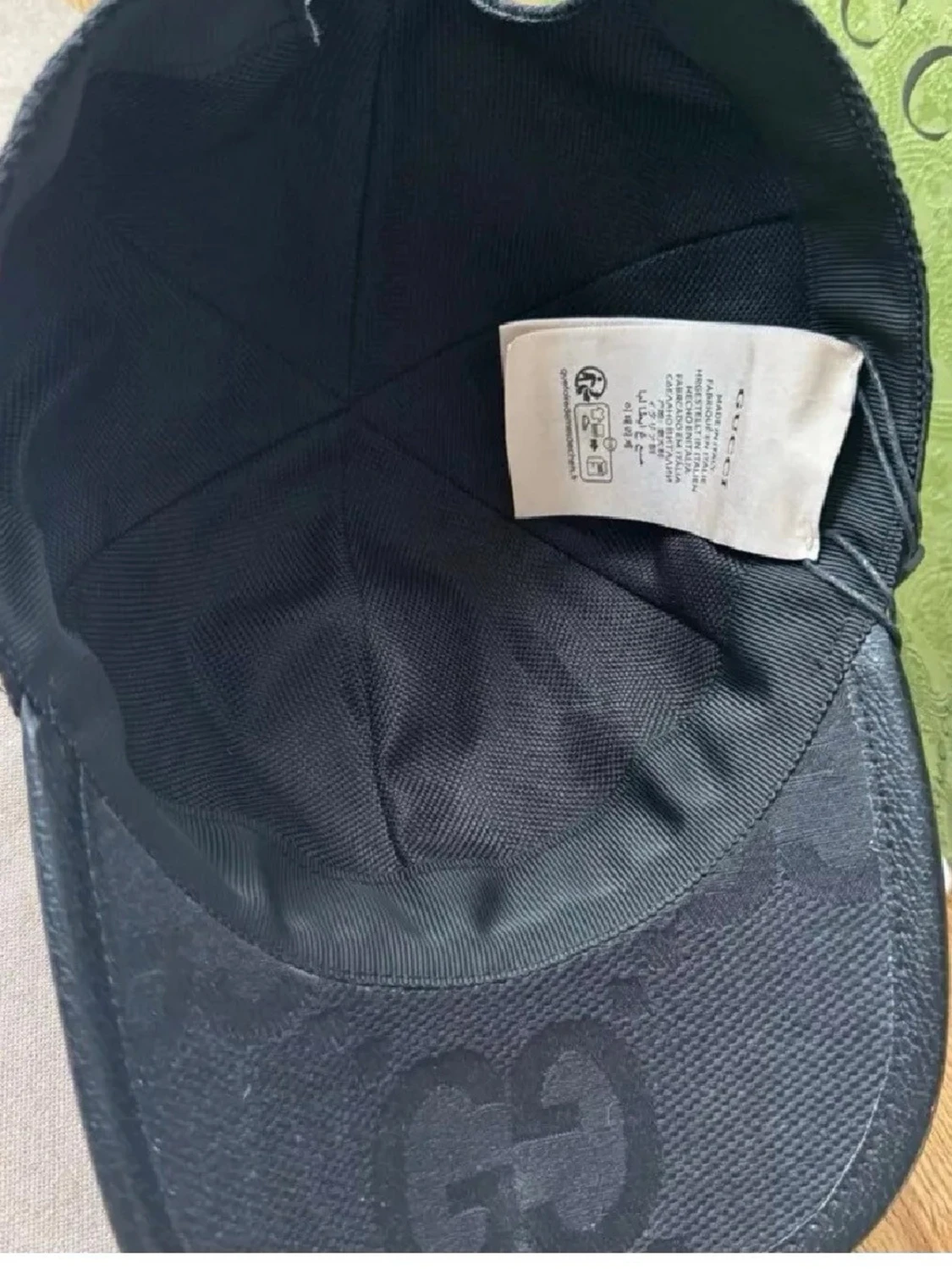 Svart keps från Gucci med GG-mönster - 2