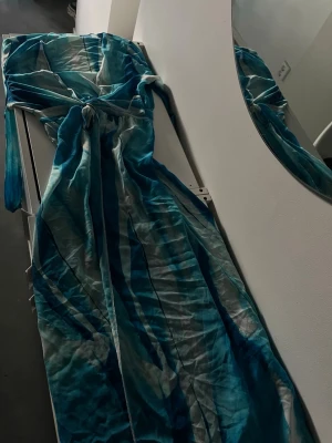 38/M mycke bra  - Fransk Lazy Mysig Styl Semester Blå & Vit Mönster Lång Kimono passar perfekt i midjan
