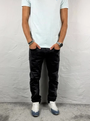 Replay jeans  - Ett par riktigt snygga jeans från Replay i storlek W31 L34 i modellen Anbbas 