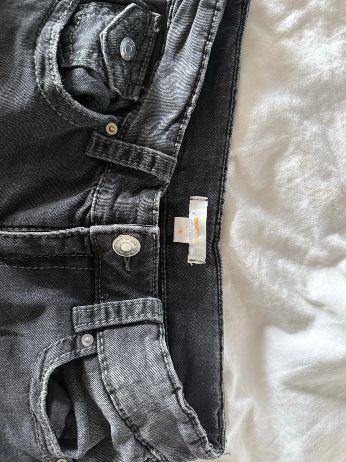 Svarta bootcut jeans - 2