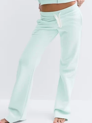 Mjukisbyxor Gina tricot - Jättesnygga slutsålda turkosa byxor från Gina endast testade utan prislapp kvar💕