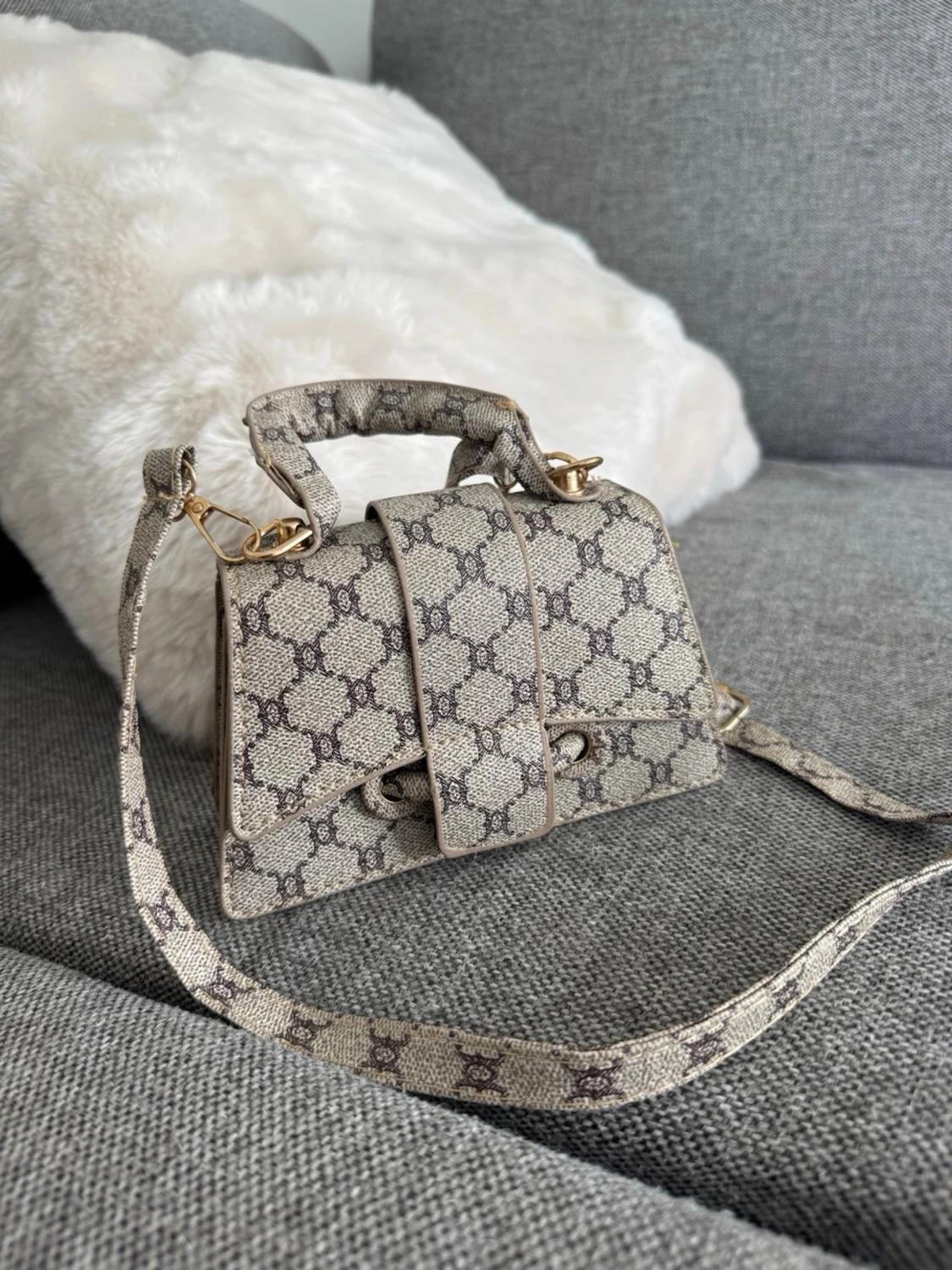 Mönstrad handväska