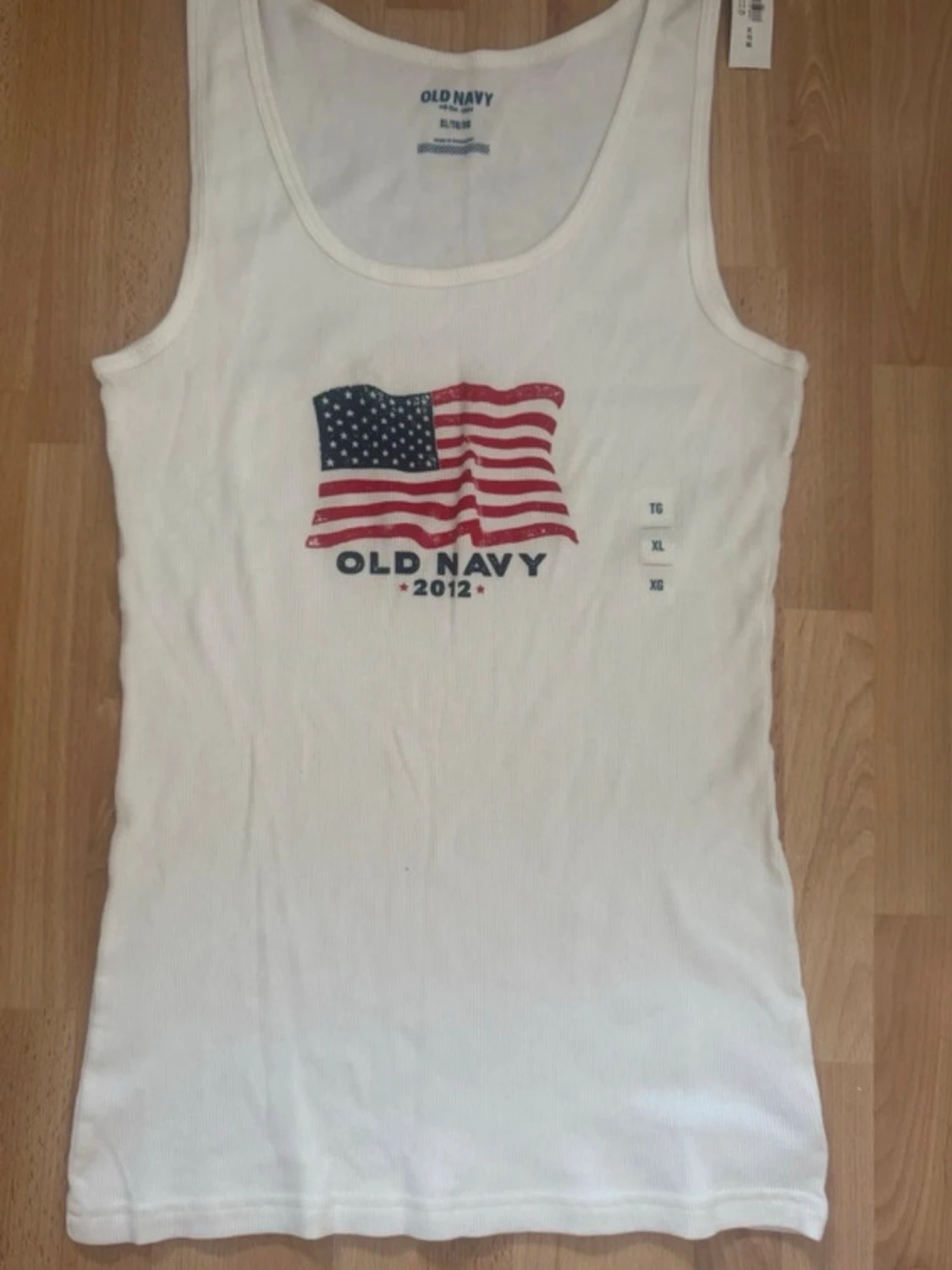 Ny vit ribbad linnetopp Old Navy