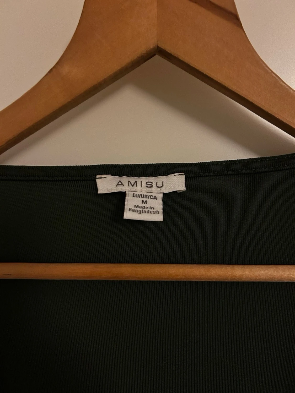 Mörkgrön långärmad topp med fyrkantig ringning - 3