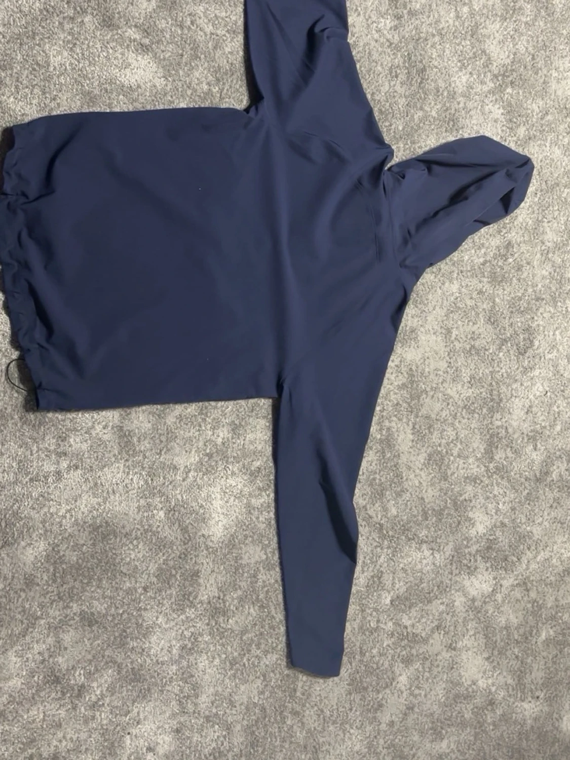 Mörkblå vindjacka från Under Armour  med huva - 1