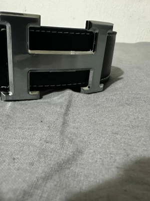 H3RMES bälte  - Helt ny. Fraktar samma dag som du köper 