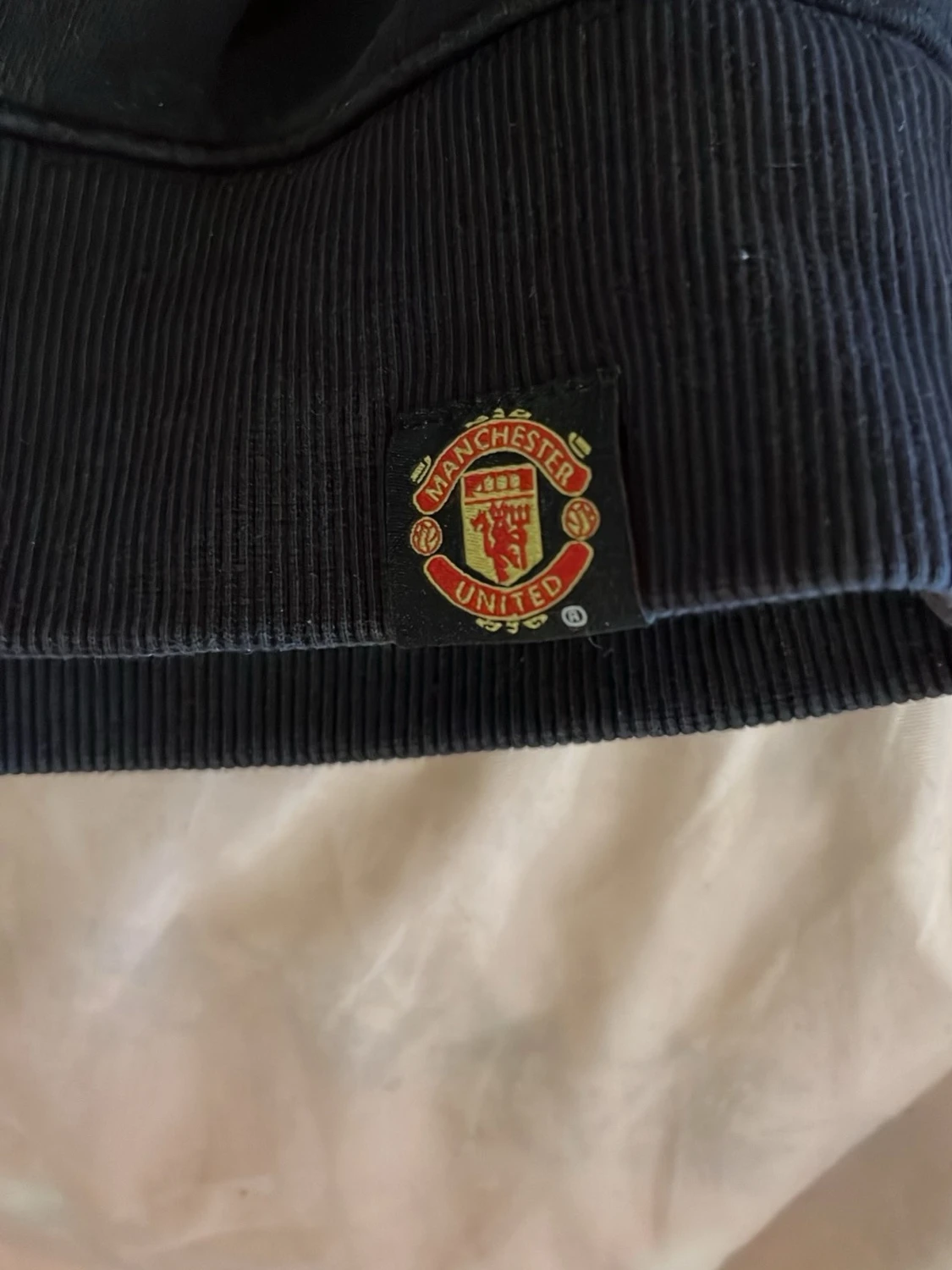     “Official Manchester United hoodie (MUFC) – authentic merch” - 3