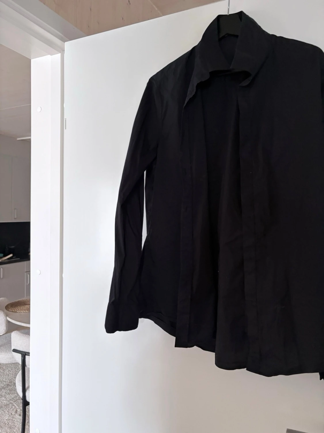 Svart klassisk skjorta i bomull - 1