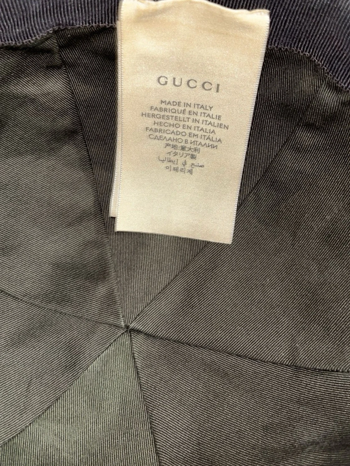 Beige GG Supreme keps från Gucci - 4